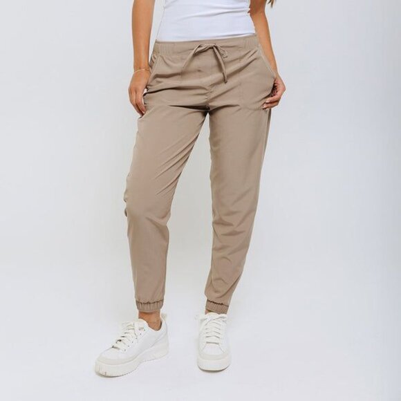 Albion Women's Jetsetters Joggers in Chestnut Beige Tan - Picture 1 of 9